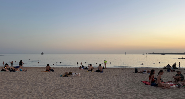 plage des minimes, jeunes, coucher de soleil, plage, mer, océan, phare du bout du monde