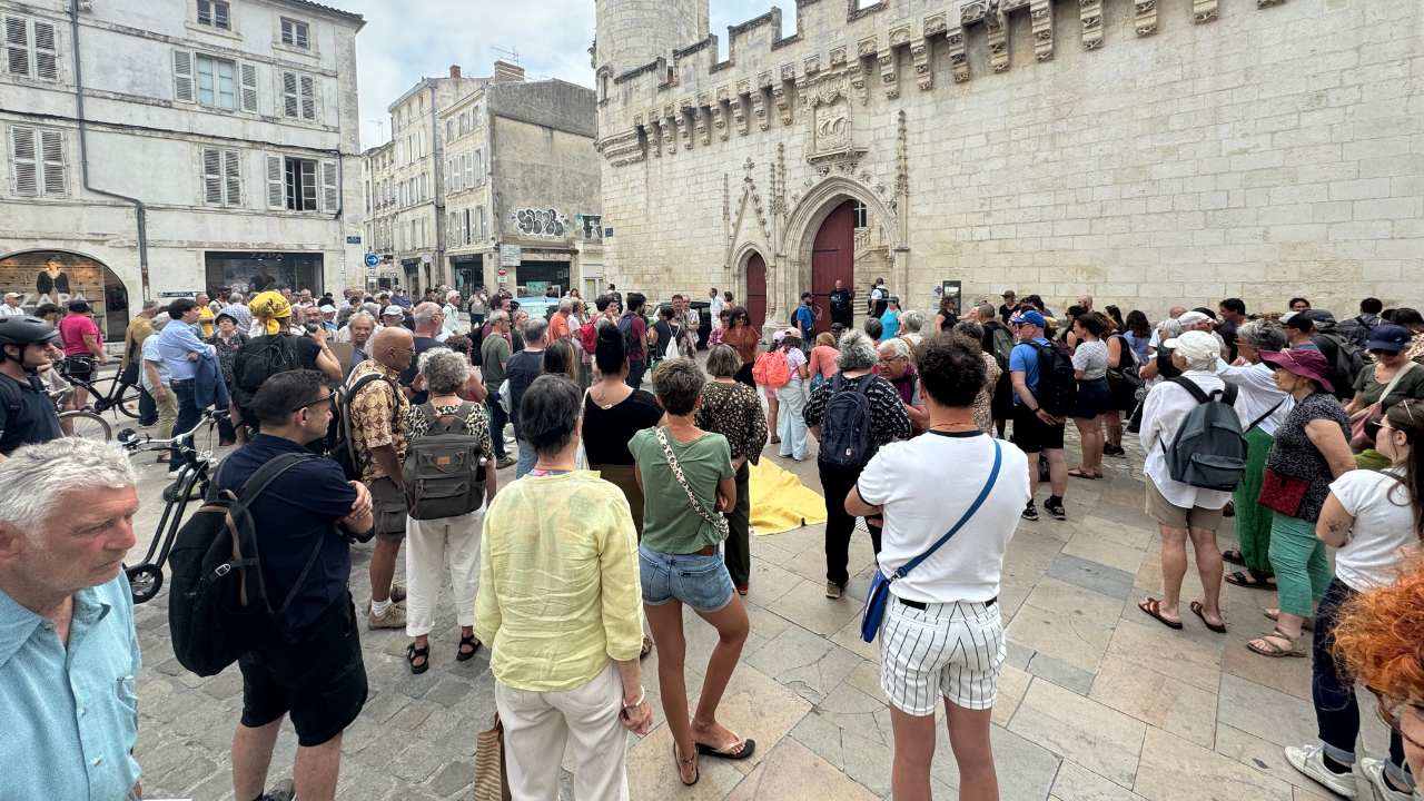 Près de 200 à 250 personnes étaient mobilisés ce samedi matin | TL - INF LR