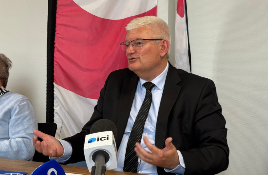 olivier falorni, maire de la rochelle, député,