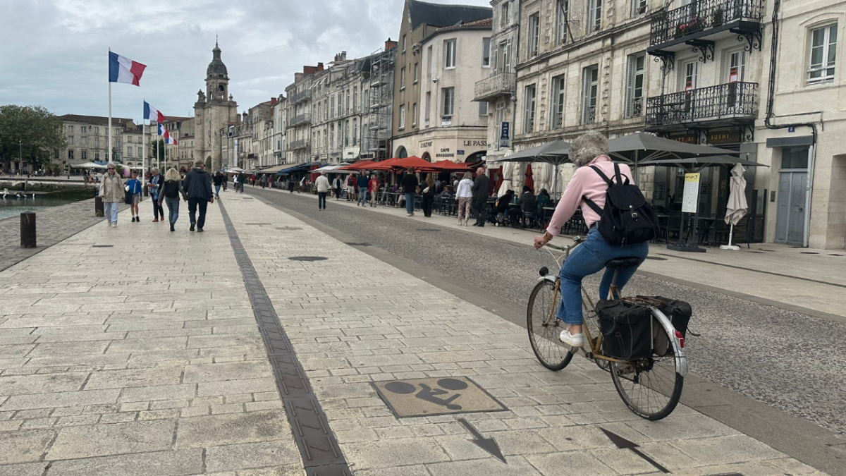 vélo, vieux port, piéton la rochelle