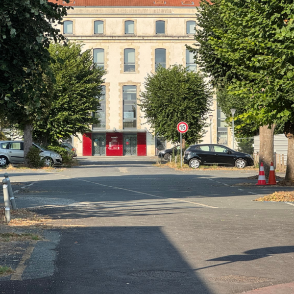 La cité administrative Duperré à La Rochelle / TL - INF LR
