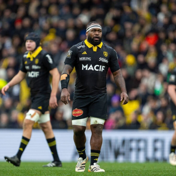Top 14 : le Stade Rochelais subit une lourde défaite face à Pau