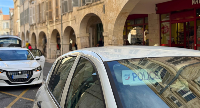La police technique et scientifique était sur place afin de mener les premières constatations | TL - INF LR