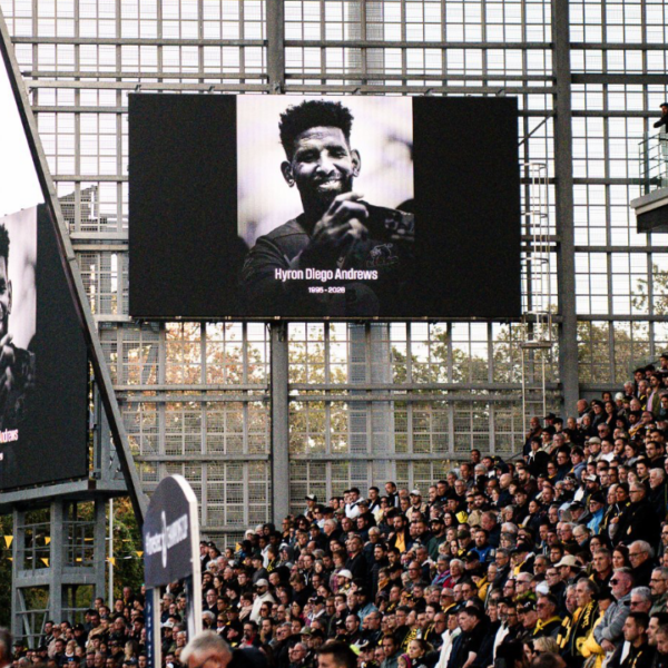 Le stade Marcel-Deflandre a rendu un vibrant hommage à Hyron Andrews ce samedi, lors du match face aux Lions | EPCR / Stade Rochelais