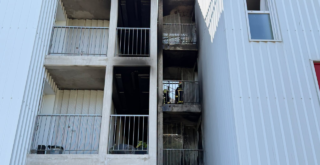 Les parties communes de l'immeuble ont été touchées. Aucun appartement n'a été endommagé, même si quatre relogements ont été nécessaires | Mairie d'Aytré