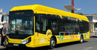 bus, la rochelle, yelo