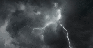 Des violents orages sont attendues cette nuit dans le département | Athapet - Adobe Stock