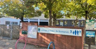 Une réunion s’est tenue mercredi après-midi à l’école de Rompsay, à Périgny, en présence du procureur de la République et des parents d’élèves d’une classe de CE1/CE2 de l’année dernière | TL - INF LR