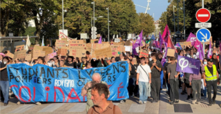 Près d’un millier de personnes ont manifesté ce mardi à La Rochelle en soutien au mouvement lycéen | TL - INF LR