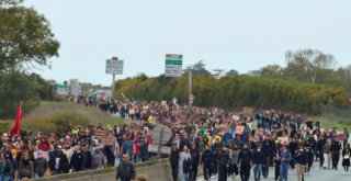 rocade, La Rochelle, manifestation, blocage route, mouvement vie chère, gilets jaune, blocus